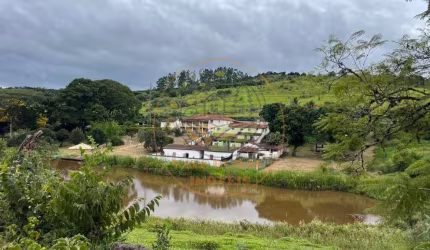 EXCELENTE FAZENDA DE CAFÉ NO OESTE DE MINAS GERAIS! FA00096