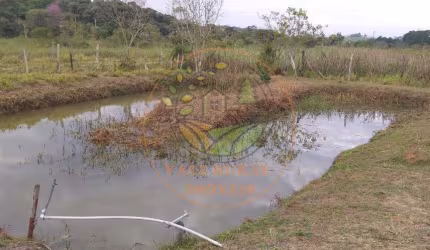 CHÁCARA EM CAÇAPAVA DE 7.017,52 M² COM CASA DE LAJE, TANQUE DE PEIXES E POMAR! CH00188