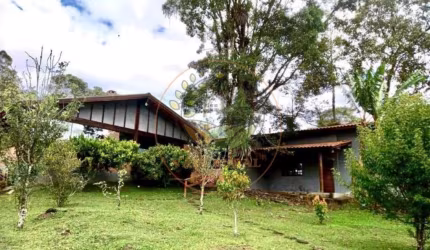 MARAVILHOSO SÍTIO DE 50.000 M², COM CASA, LAGOS, BAIA E MUITO MAIS! ACEITA PERMUTA! ST00073