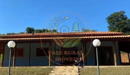 OPORTUNIDADE! SITIO MARAVILHOSO A VENDA EM BANANAL- SP  ST00067