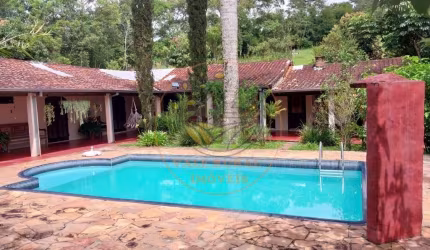 BELÍSSIMO SÍTIO DE 34000 M² NA REGIÃO NORTE COM PISCINA E DUAS CASAS!  ST00063