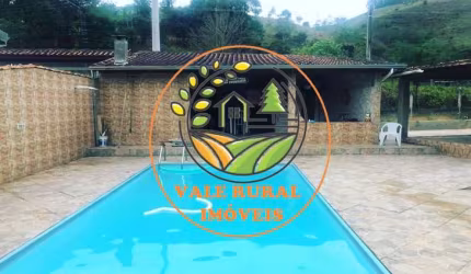 EXCELENTE CHÁCARA COM PISCINA EM MONTEIRO LOBATO, COM 1.100 M²! AVALIA PROPOSTA! CH00064