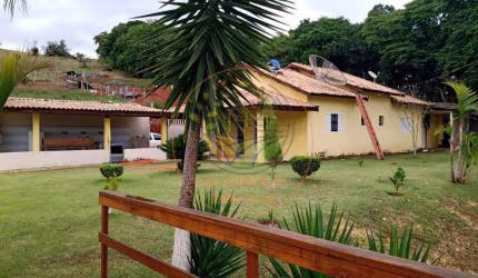 MARAVILHOSA CHÁCARA DE 1000 M² EM CONCEIÇÃO DOS OUROS- MG  CH00010