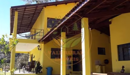 OPORTUNIDADE! LINDO SÍTIO COM PISCINA EM REDENÇÃO DA SERRA - SP  ST00172