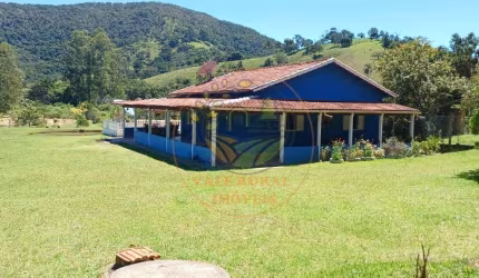 MARAVILHOSA CHÁCARA EM LAGOINHA - SP COM PISCINA E ÁREA GOURMET  CH00353