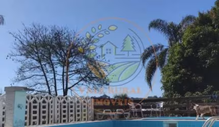 EXCELENTE CHÁCARA COM ACESSO DIRETO A REPRESA EM IGARATÁ- SP  CH00379