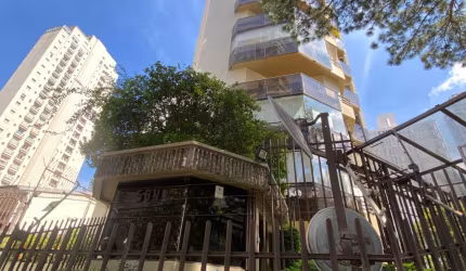Cobertura cinematografica com jacuzzi, saunas e piscina no coração do Paraiso com Sao Paulo à seus pés