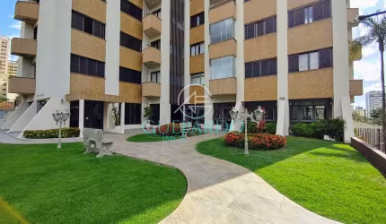 Apartamento à venda com 3 dormitórios e 1 suíte com sacada, 3 banheiros, com 117m2 área útil, no Ed