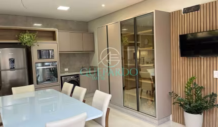 Casa térrea a venda no Condomínio Residencial Tauá (Araçari) - 140m² útil, 02 suítes, piscina, piso