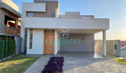 Casa térrea nunca habitada à venda no Condomínio Tauá  Tangará, 151m2 útil 270m2 de terreno, com 3