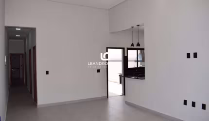 Casa à Venda no Condomínio Guarujá, Salto/SP