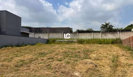 Terreno à Venda no Condomínio Portal dos Bandeirantes, Salto/SP