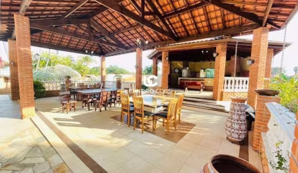 Casa à Venda no Condomínio Zuleika Jabour - Salto/SP.