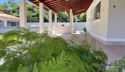 Casa à Venda no Condomínio Zuleika Jabour - Salto/SP.