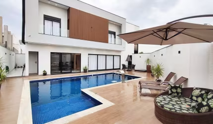 Casa à Venda no Condomínio Lagos D'Icaraí, Salto/SP