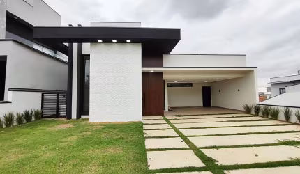 Casa à Venda no Condomínio Central Parque - Salto/SP