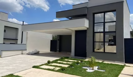 Casa à Venda no Condomínio Lagos D'Icaraí, Salto/SP