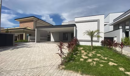 Casa à Venda no Condomínio Portal dos Bandeirantes, Salto/SP