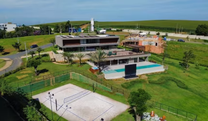 Casa a Venda no Condomínio Le Portier Nautic Residence em Piedade / SP.
