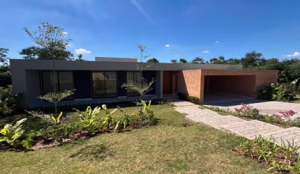 Casa Térrea de Alto Padrão à Venda no Condomínio Fazenda Vila Real de Itu.