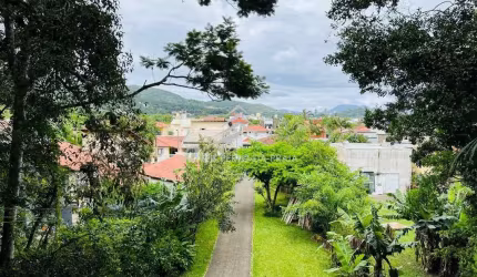 Casa com 3 quartos à venda na Jacob Pereira da Cruz, 200, Centro, Porto Belo por R$ 1.700.000