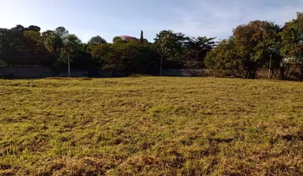 Terreno de esquina na entrada do Ondas, localização top em Piracicaba. Muita segurança e conforto!