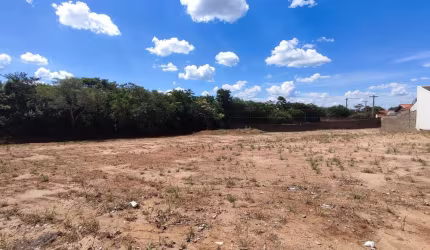 Terreno de 4.397,75m² à Venda no Jardim Universitário – Araras/SP | Localização Privilegiada ao Lad