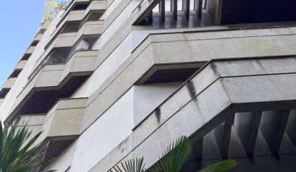 Apartamento com 4 dormitórios (3 suítes), 3 vagas, 220 m² - venda por R$ 2.300.000 ou aluguel por R$ 21.920/mês - Campo Belo - São Paulo/SP