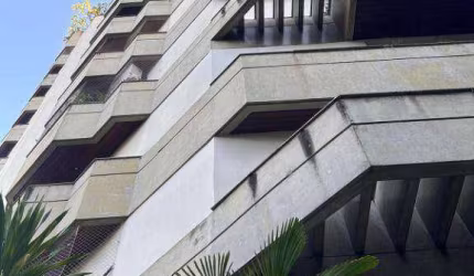 Apartamento com 4 dormitórios (3 suítes), 3 vagas, 220 m² - venda por R$ 2.300.000 ou aluguel por R$ 21.920/mês - Campo Belo - São Paulo/SP