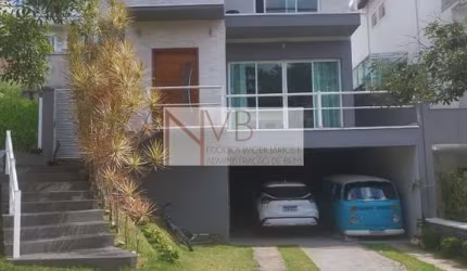 Casa em Condomínio Palm Hills-  Cotia