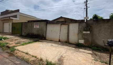 Casa com 3 quartos à venda na Belém, 22, Parque Amazônia, Goiânia por R$ 450.000