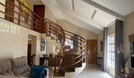 Casa com 5 quartos à venda na C 178, 1, Setor Nova Suiça, Goiânia por R$ 1.590.000