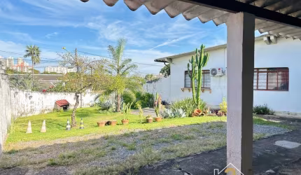 Casa com 3 quartos à venda na 801, 1, Vila Osvaldo Rosa, Goiânia por R$ 950.000
