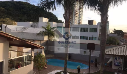 Casa com 4 dormitórios à venda, 180 m² por R$ 2.700.000,00 - Ressacada - Itajaí/SC