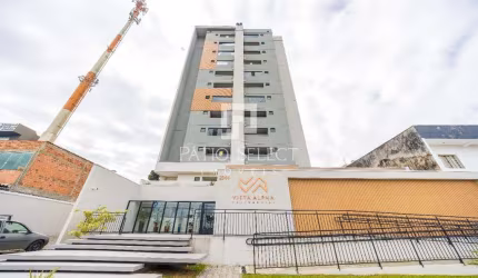 Apartamento com 2 Dormitórios, 1 Suíte, Sacada com Churrasqueira, 1 Vaga de Garagem.