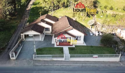 Casa com 5 dormitórios à venda, 230 m² por R$ 690.000,00 - Vila Itoupava - Blumenau/SC