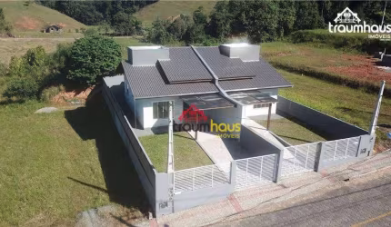 Casa com 2 dormitórios à venda, 84 m² por R$ 385.000,00 - Centro - Massaranduba/SC