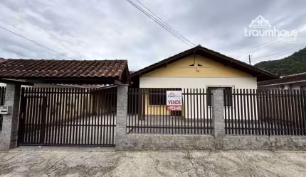 Casa com 5 dormitórios à venda, 260 m² por R$ 650.000 - Progresso - Blumenau/SC