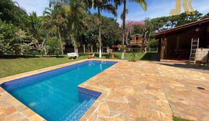 Chácara com 3 dormitórios à venda, 1066 m² por R$ 1.550.000,00 - Condomínio Ana Helena - Jaguariúna/SP