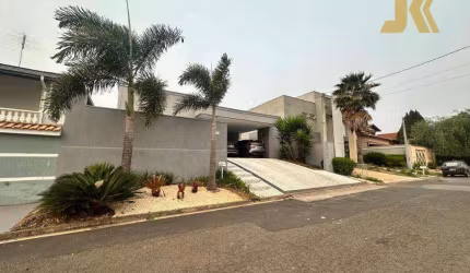 Casa com 3 dormitórios à venda, 290 m² por R$ 1.990.000,00 - Estância das Flores - Jaguariúna/SP