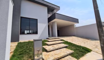 Casa à venda, 300 m² por R$ 1.700.000,00 - Estância das Flores - Jaguariúna/SP