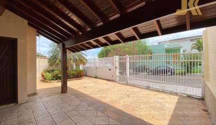 Casa com 3 dormitórios à venda, 164 m² por R$ 835.000,00 - Jardim Primavera - Jaguariúna/SP
