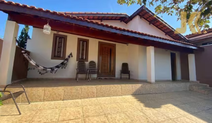 Casa com 3 dormitórios à venda, 91 m² por R$ 490.000,00 - São Francisco - Jaguariúna/SP