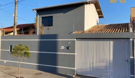 Casa com 3 dormitórios à venda, 175 m² por R$ 660.000,00 - Jardim Silvio Rinaldi - Jaguariúna/SP