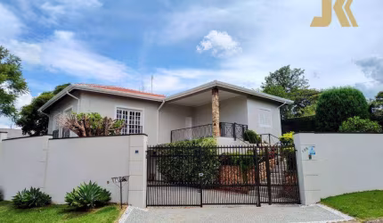 Casa com 4 dormitórios à venda, 400 m² por R$ 1.700.000,00 - Colina do Castelo - Jaguariúna/SP