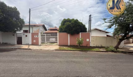 Casa com 2 dormitórios à venda, 129 m² por R$ 630.000,00 - Jardim Mario Finotelli - Jaguariúna/SP