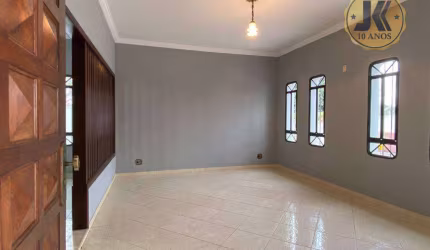 Casa com 3 dormitórios, 183 m² - venda por R$ 900.000,00 ou aluguel por R$ 4.070,78/mês - Jardim São João 2° Parte - Jaguariúna/SP