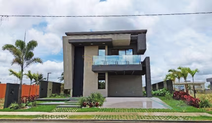 Casa à Venda em Centro