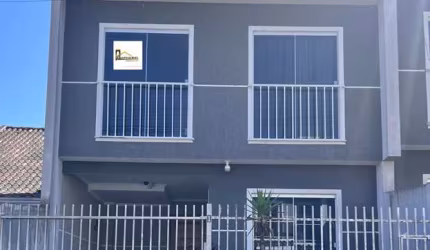 Casa à venda em Curitiba-PR, Cidade Industrial: 3 quartos, sala, 2 banheiros, garagem e 75m² de área. Aproveite!