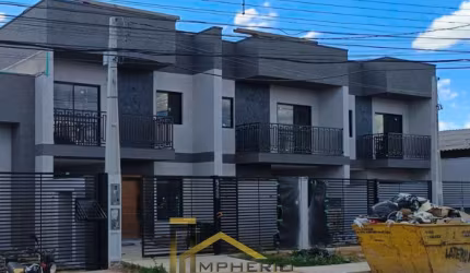 Imperdível oportunidade: sobrado à venda em Araucária-PR, bairro Passaúna, 3 quartos, 1 sala, 2 banheiros, 2 vagas de garagem, 94m².